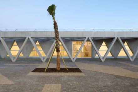 Edificio Polivalente en la Dársena Recreativa del Puerto de Ayamonte